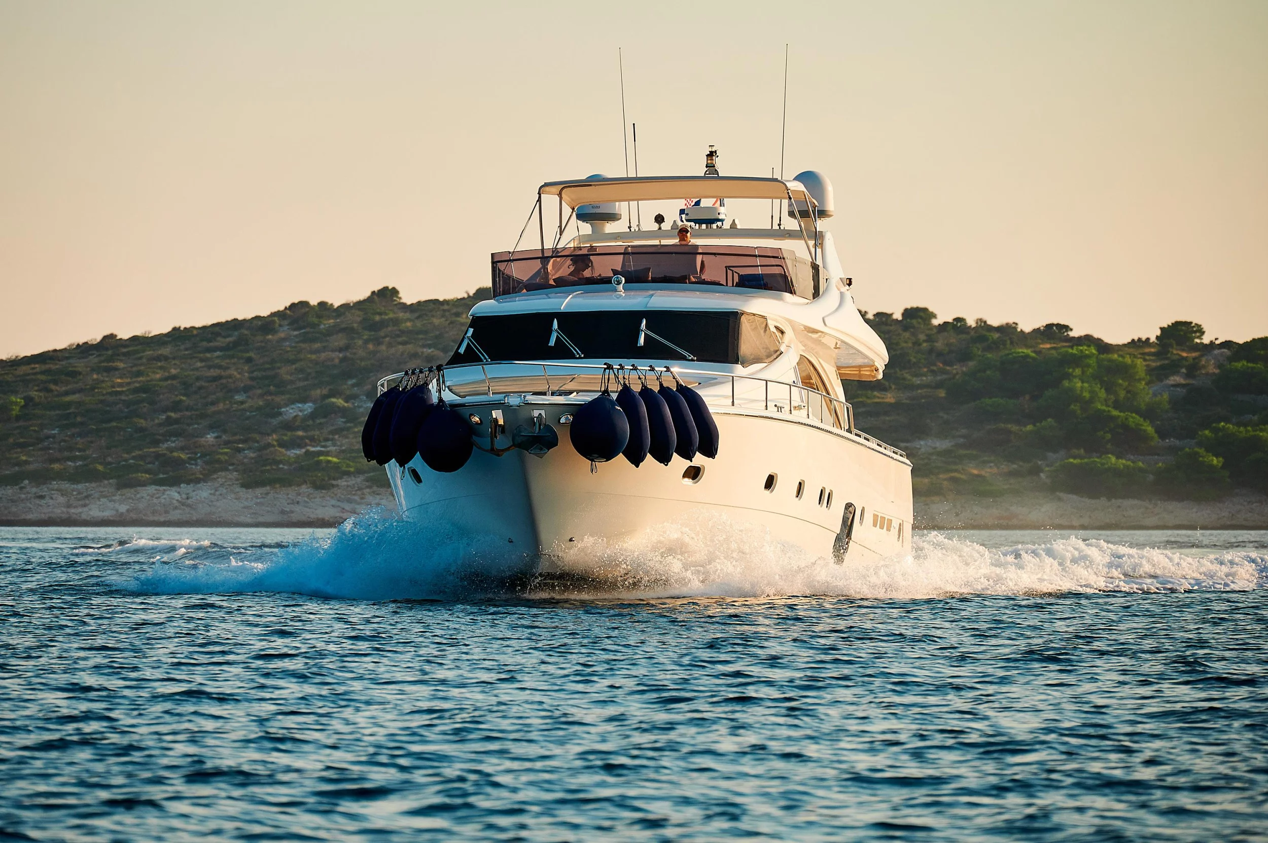 Ferretti 731 (Stella d'Oro)  - 30