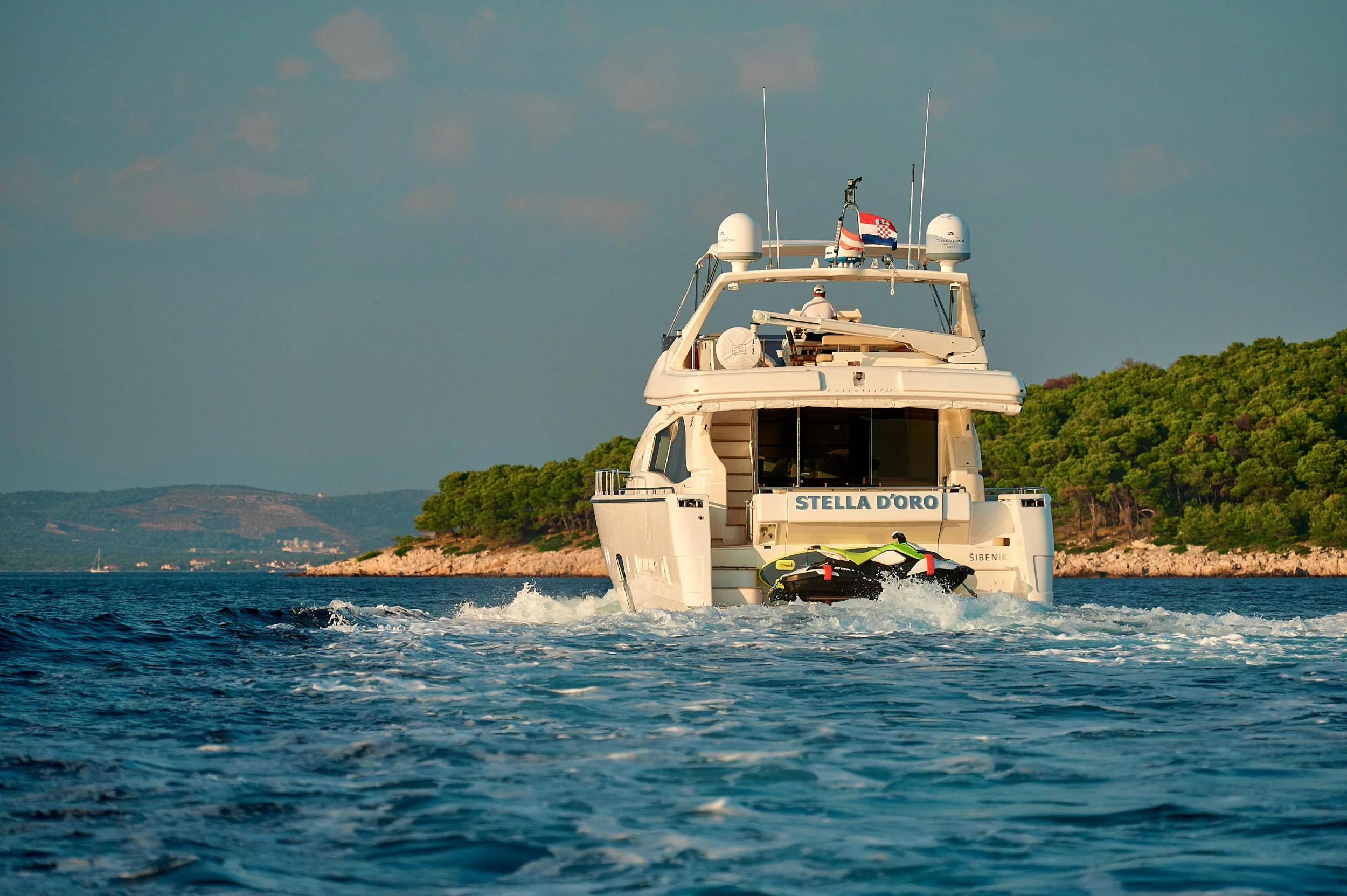 Ferretti 731 (Stella d'Oro)  - 41