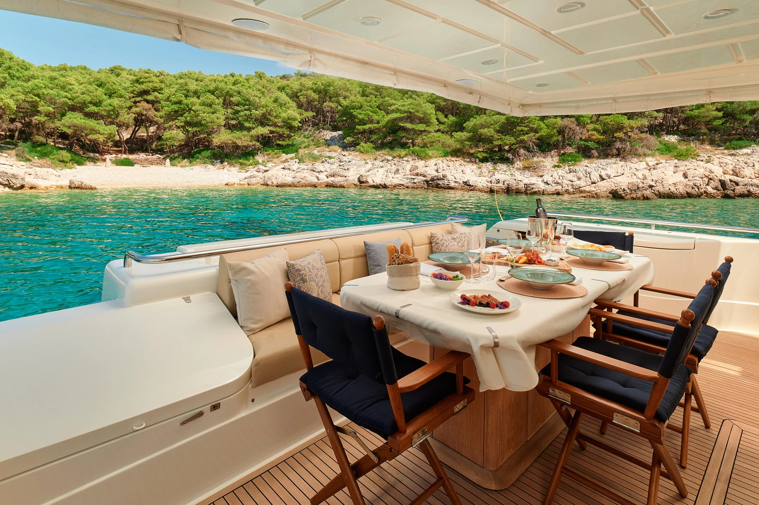 Ferretti 731 (Stella d'Oro)  - 3