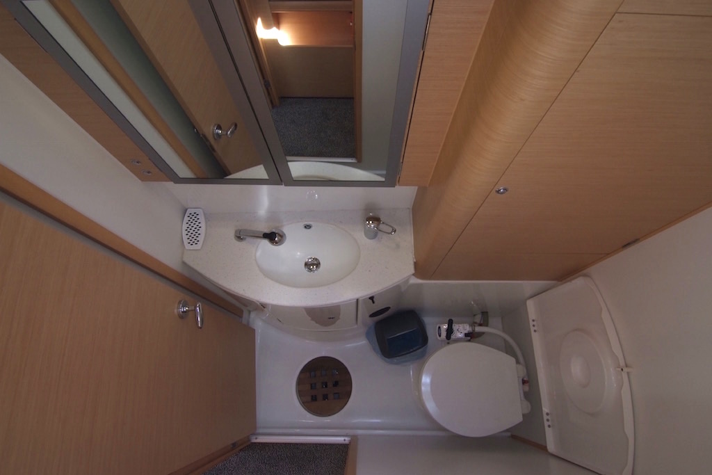 Photo #11 - Lagoon 440 (OCEANUS) in Krk - 21638