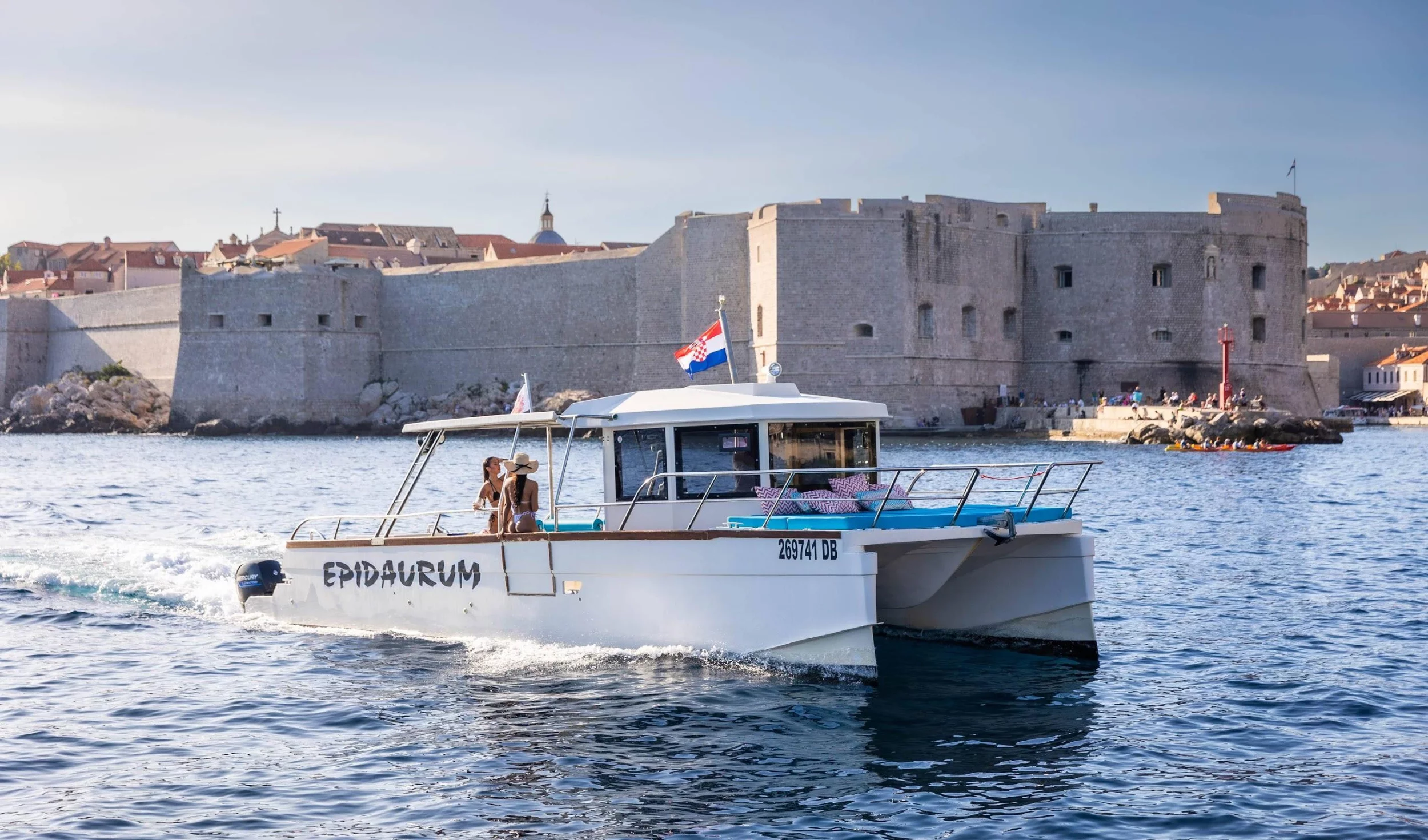 Custom build catamaran (Allegra)  - 12