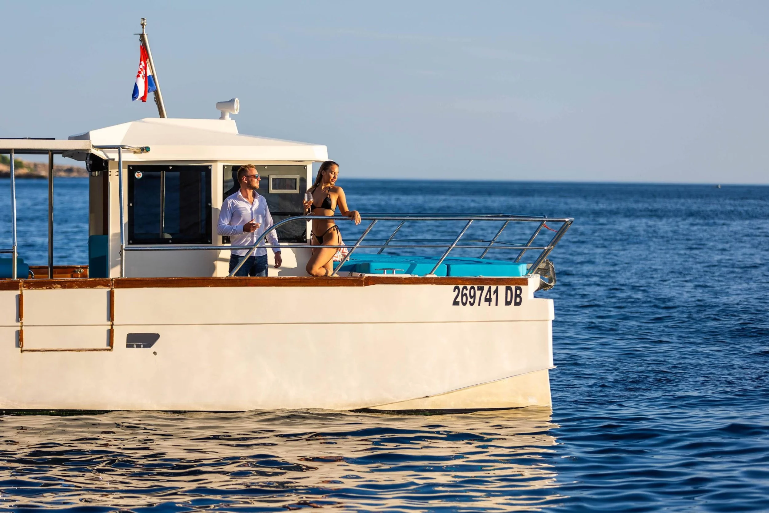 Custom build catamaran (Allegra)  - 18