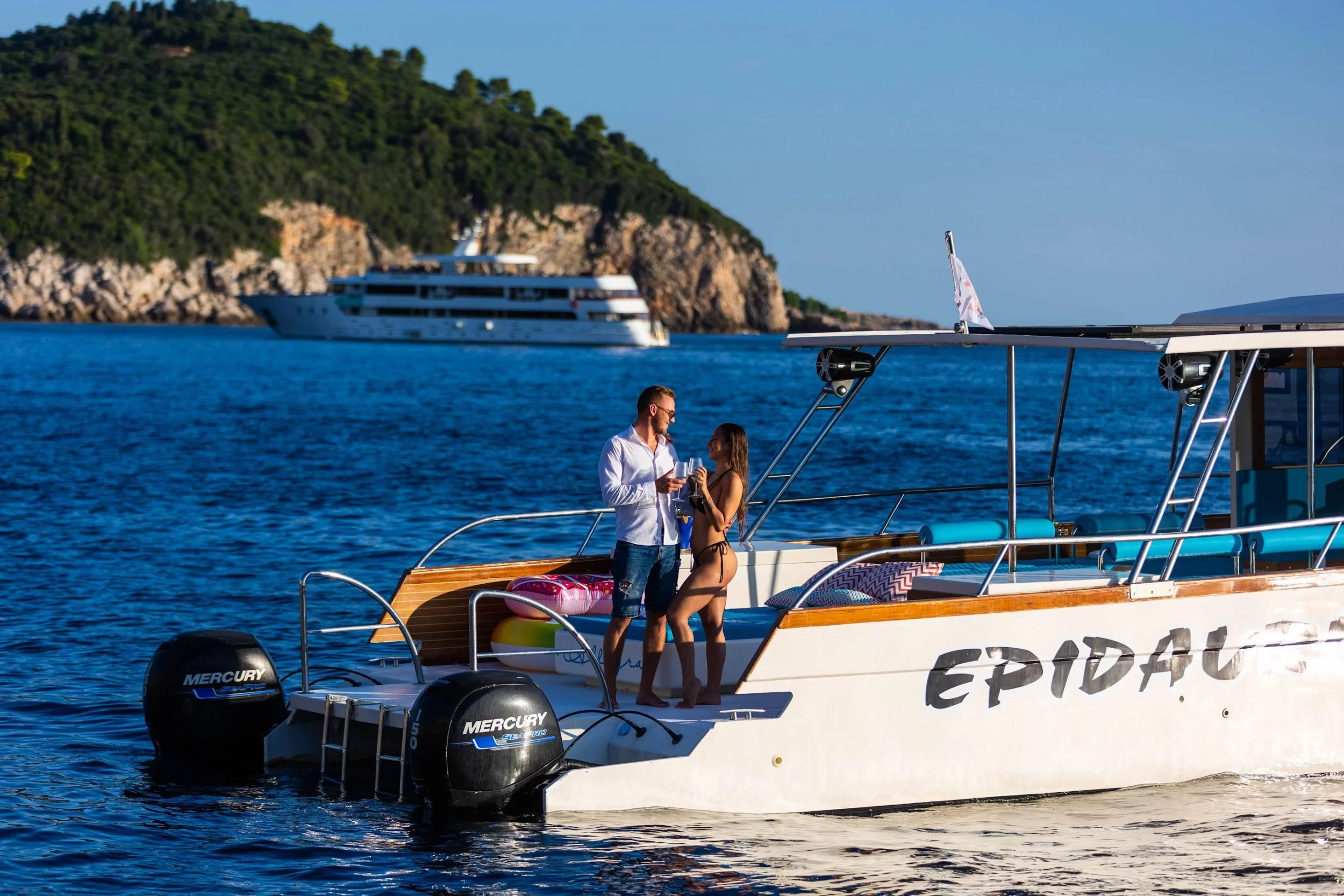 Custom build catamaran (Allegra)  - 20