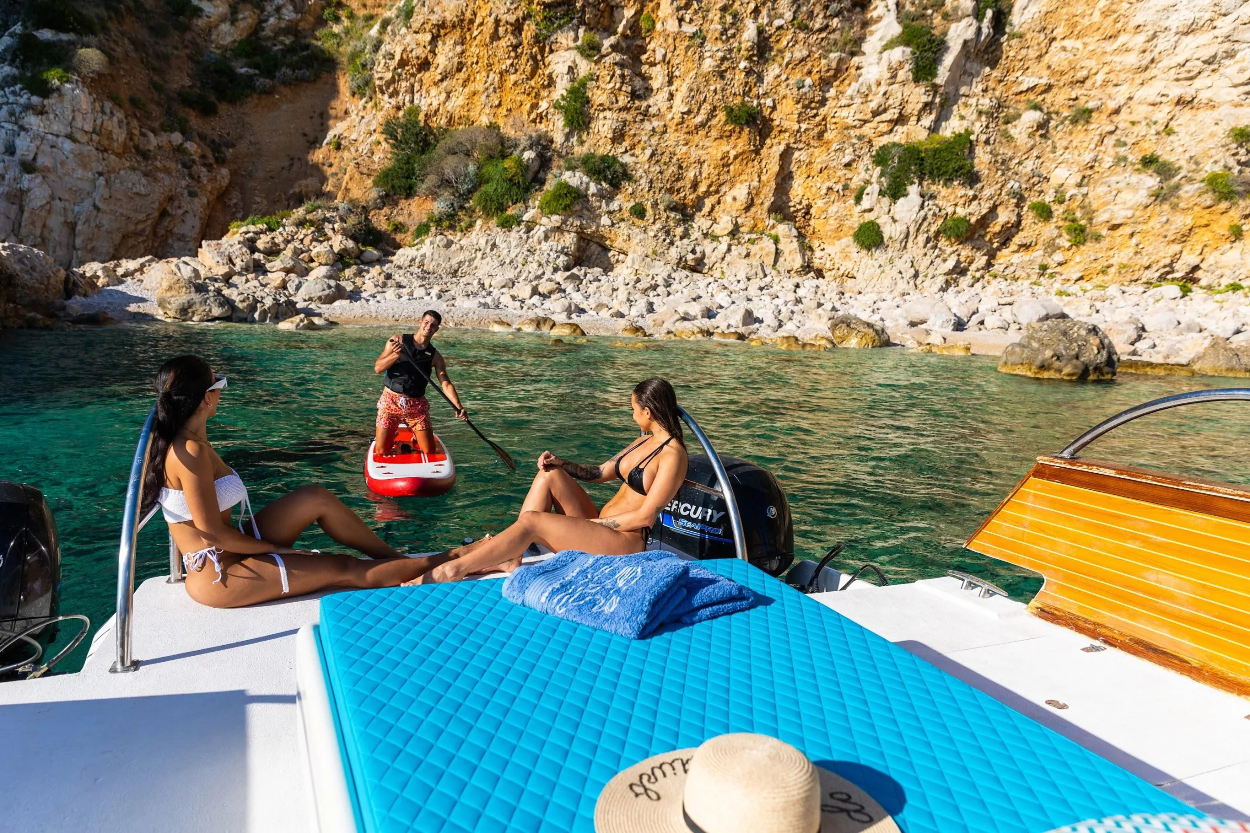 Custom build catamaran (Allegra)  - 6