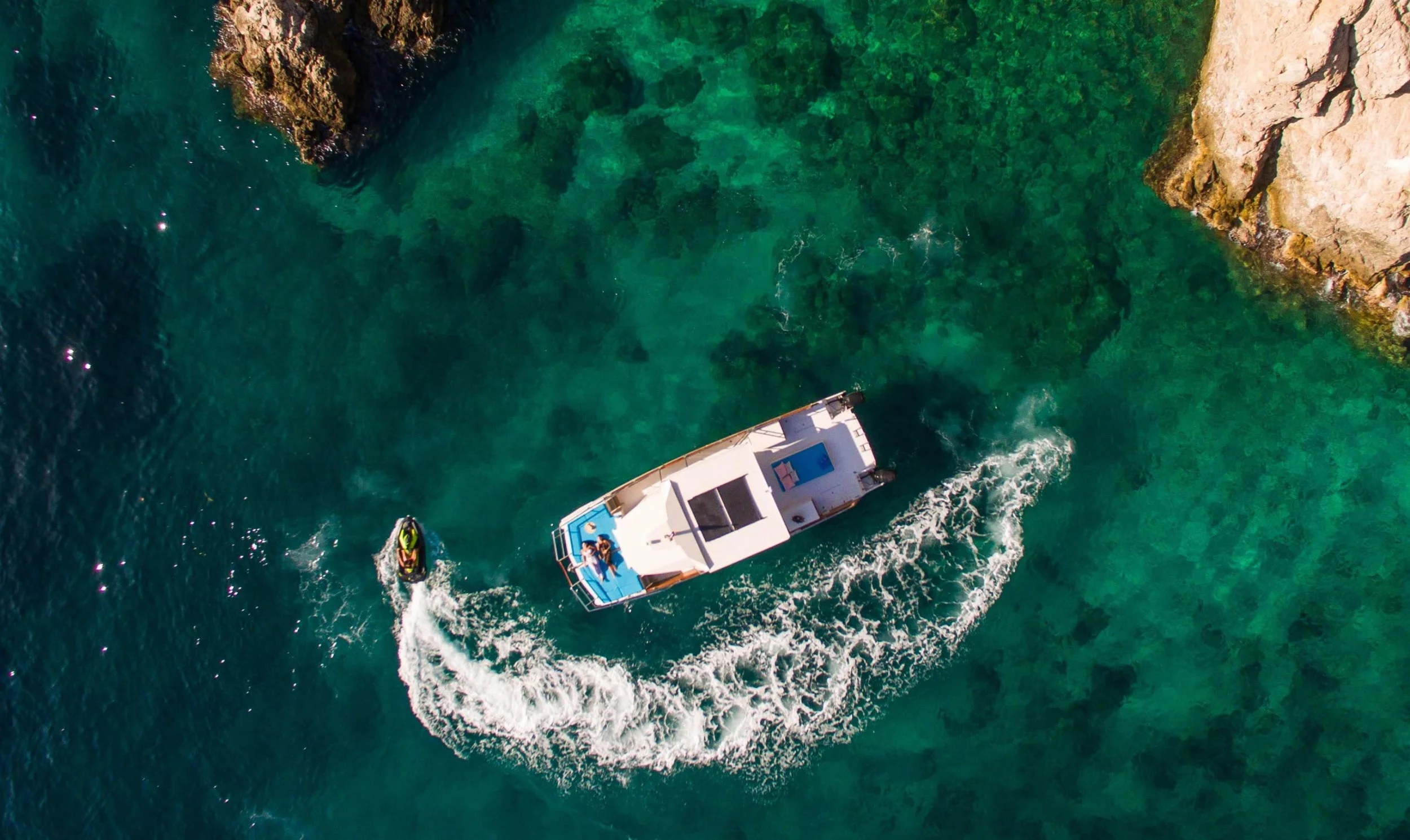 Custom build catamaran (Allegra)  - 4