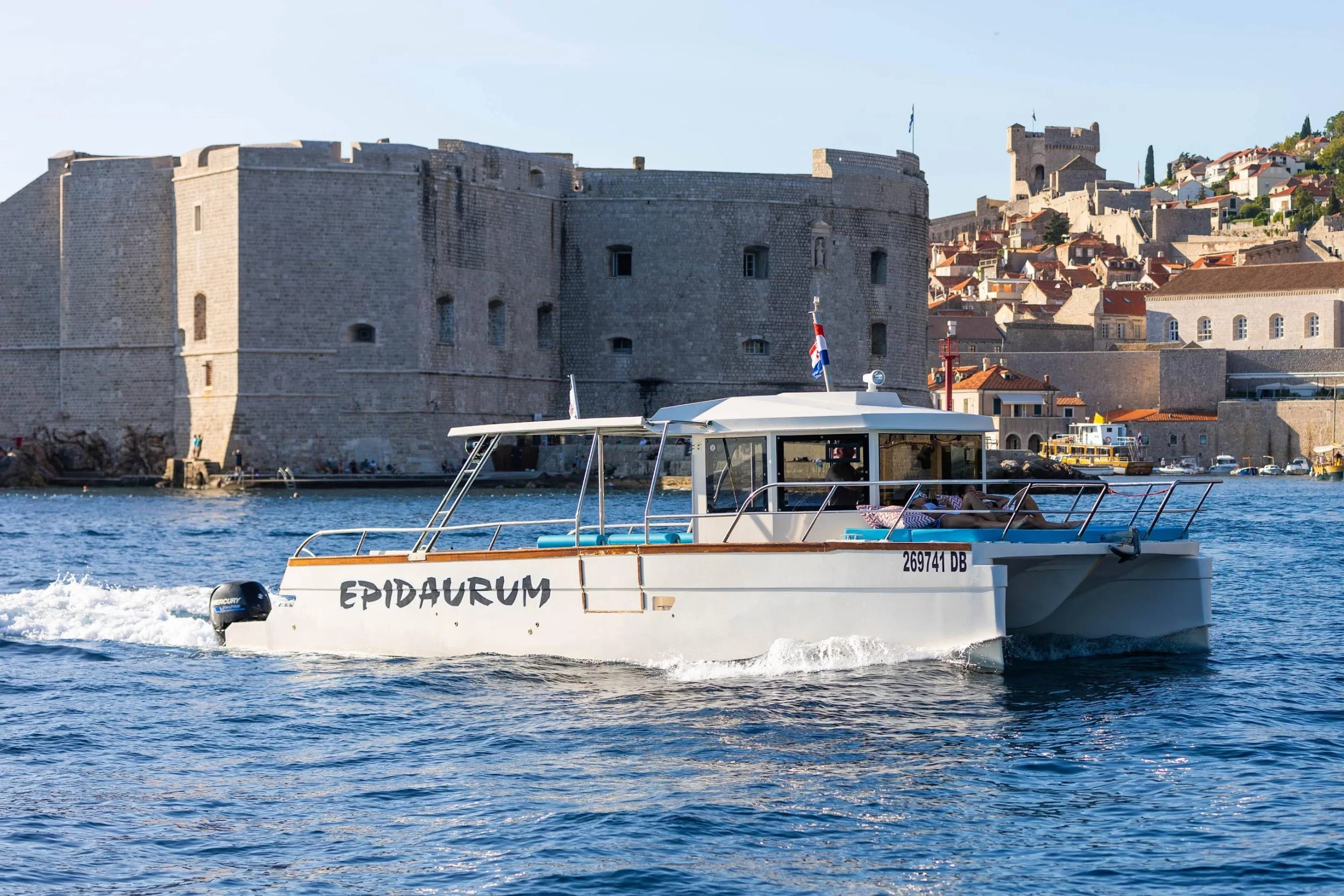 Custom build catamaran (Allegra)  - 5
