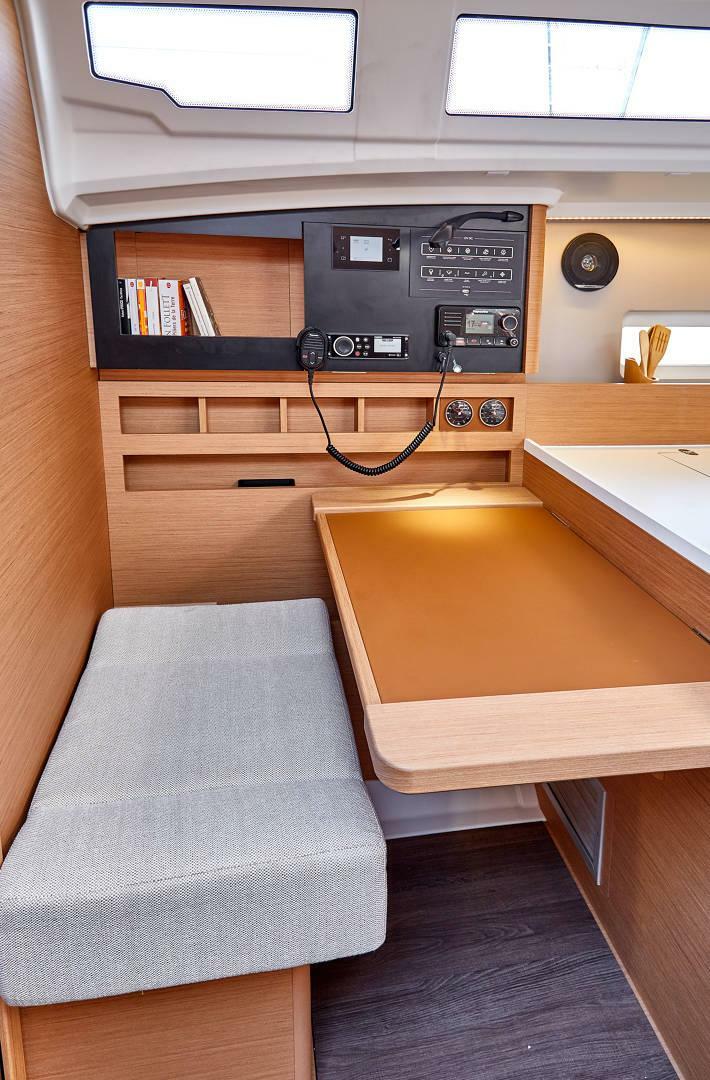 Photo #2 - Sun Odyssey 410 (Sky Lina) in Marmaris - 21222