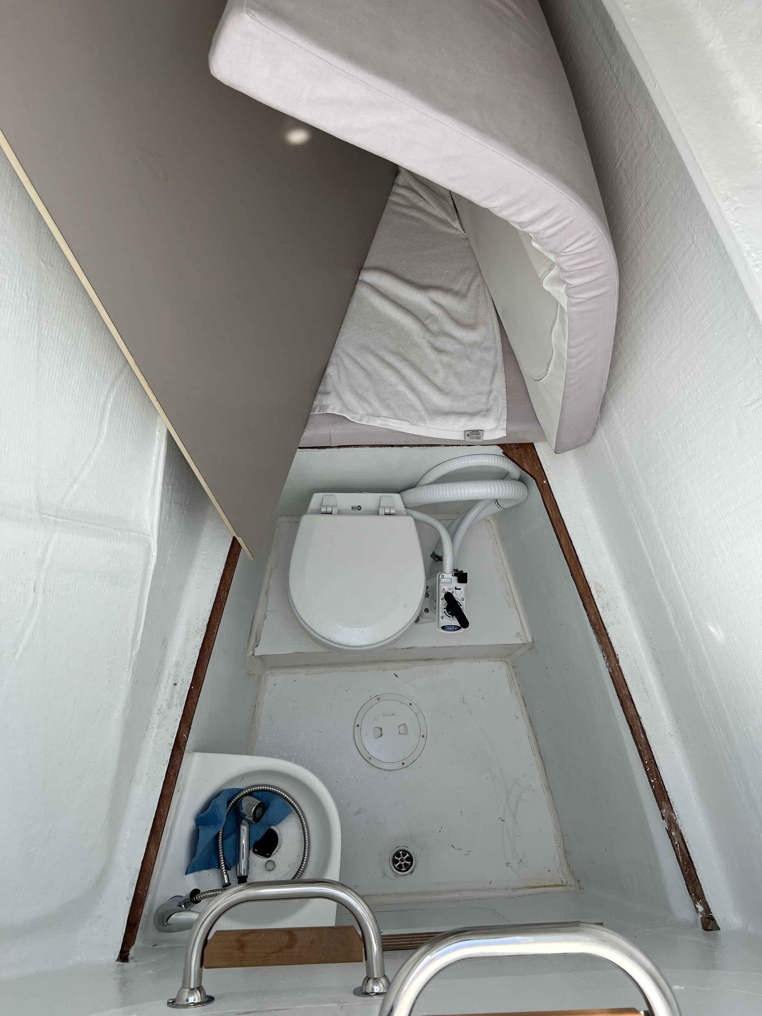 Photo #14 - Bali 4.6 (Star Velvet (, , , dishwasher)) in Athen - 18460
