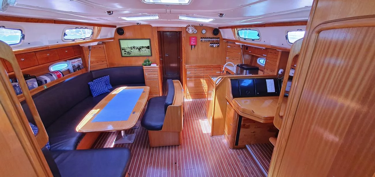 Bavaria 50 Cruiser (Led Zeppelin)  - 11