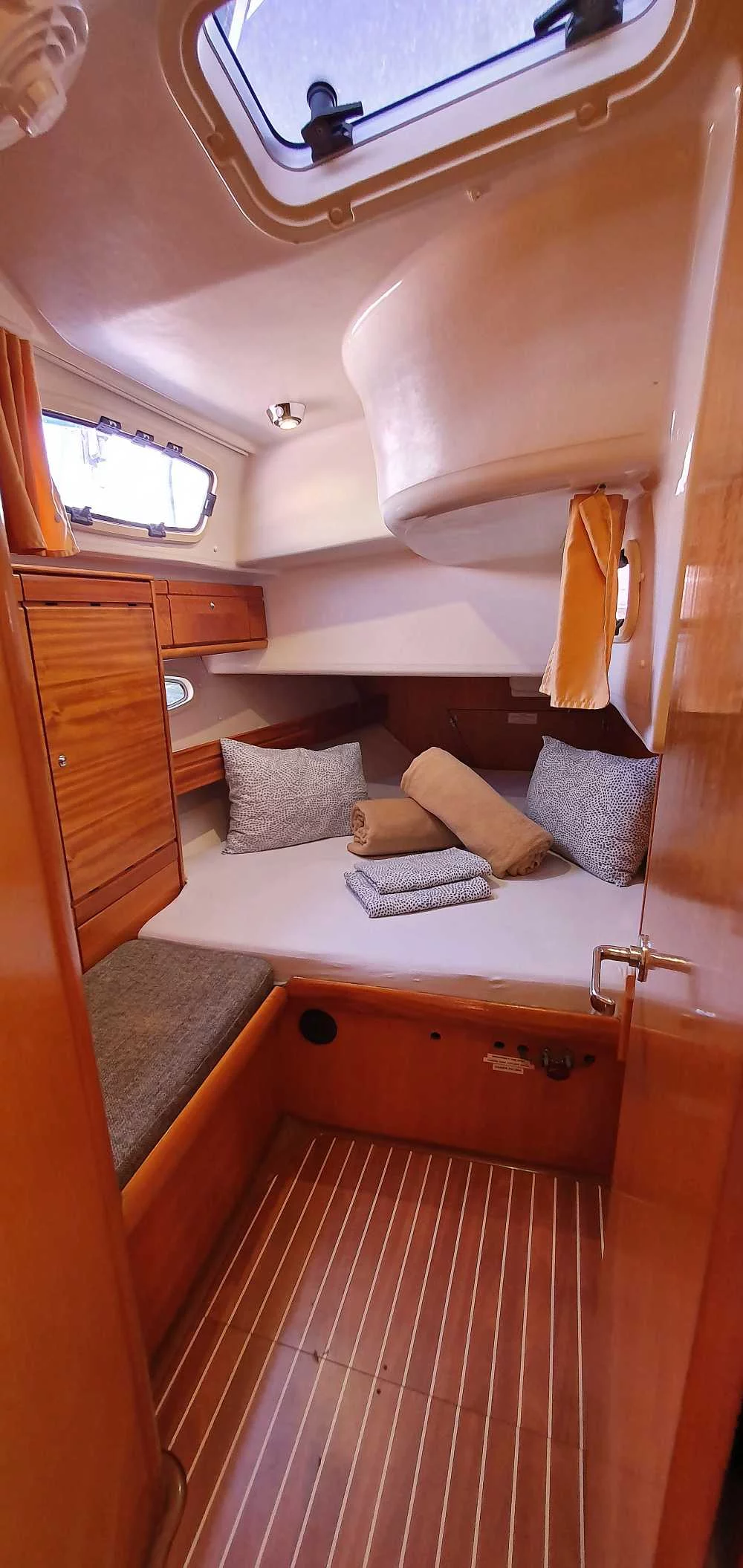 Bavaria 50 Cruiser (Led Zeppelin)  - 4