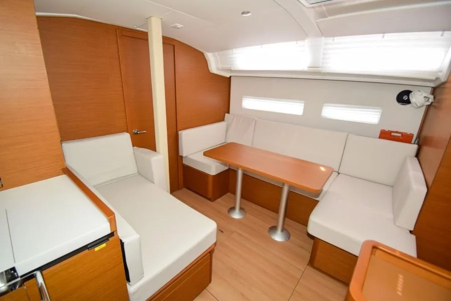 Sun Odyssey 410 (Sky Ela)  - 7