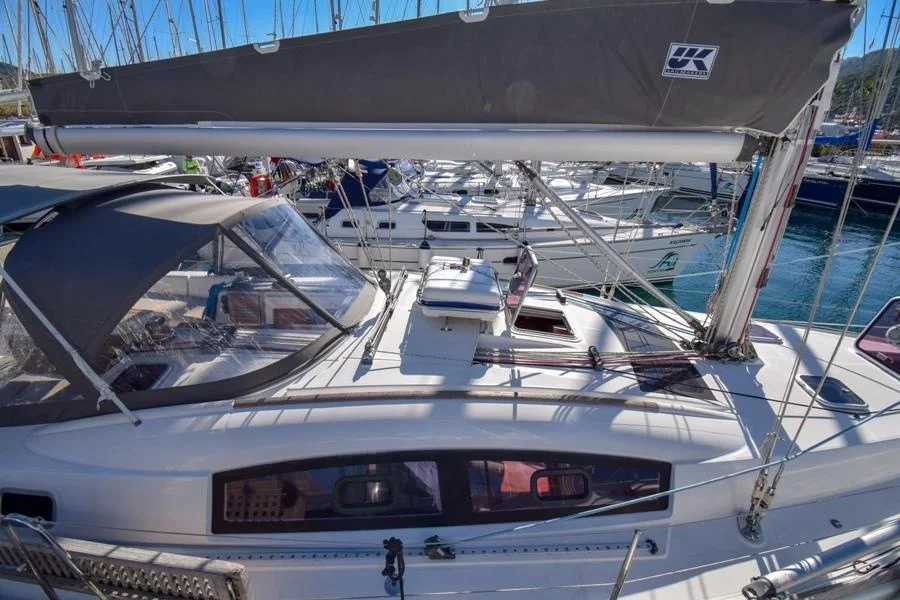 Oceanis 40 (Zezo)  - 13
