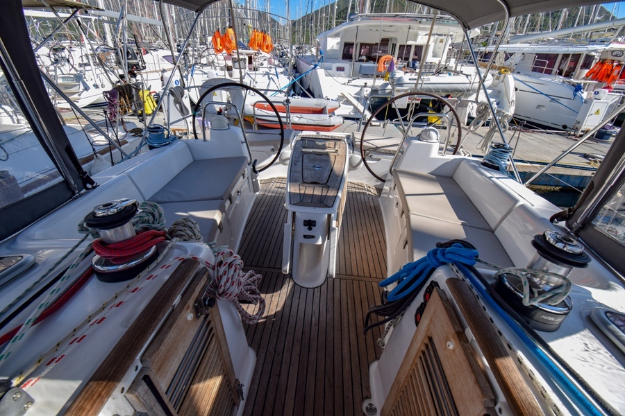 Photo #3 - Oceanis 40 (Zezo) in Marmaris - 7707
