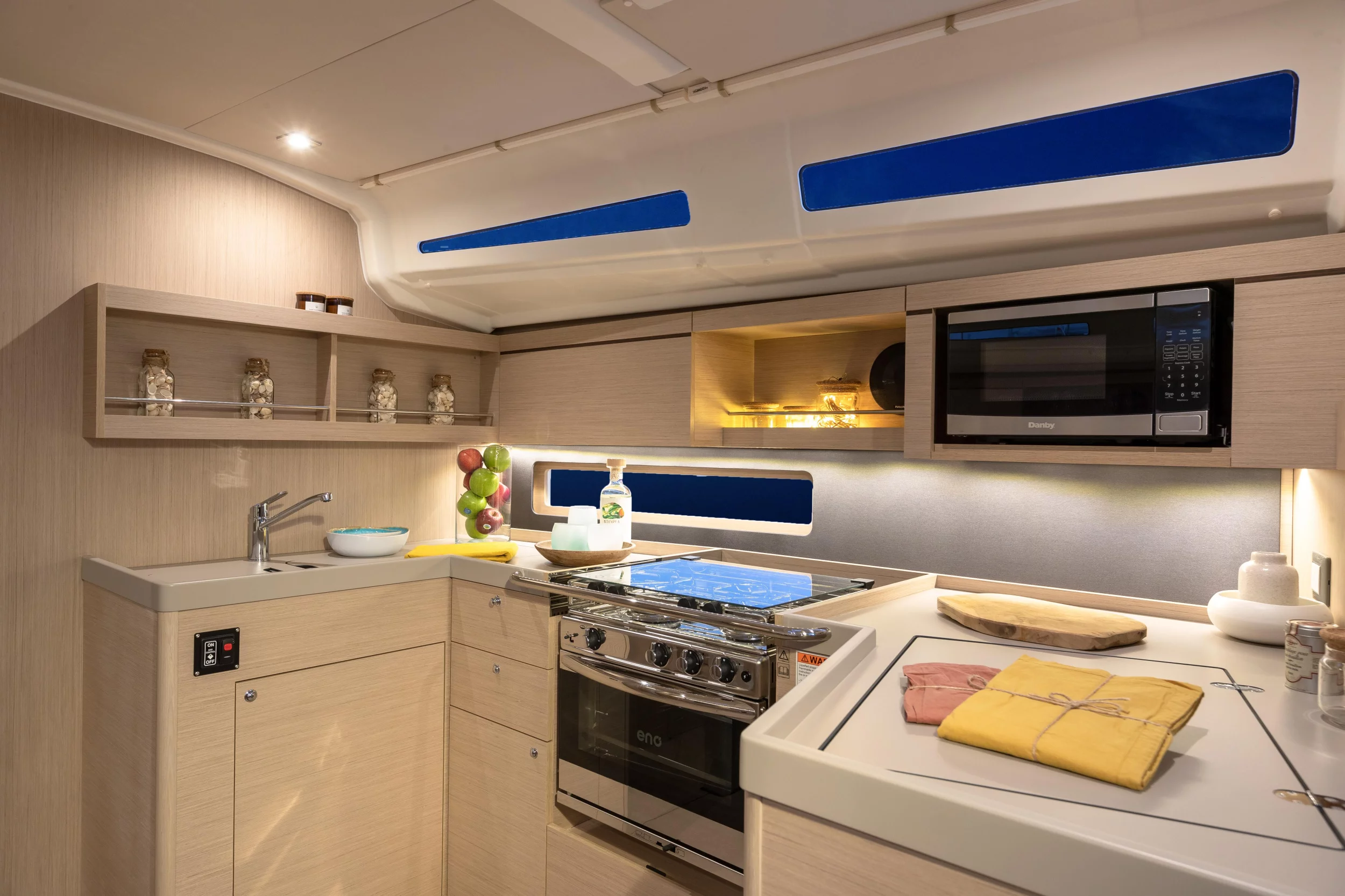 Oceanis 40.1 ()  - 16