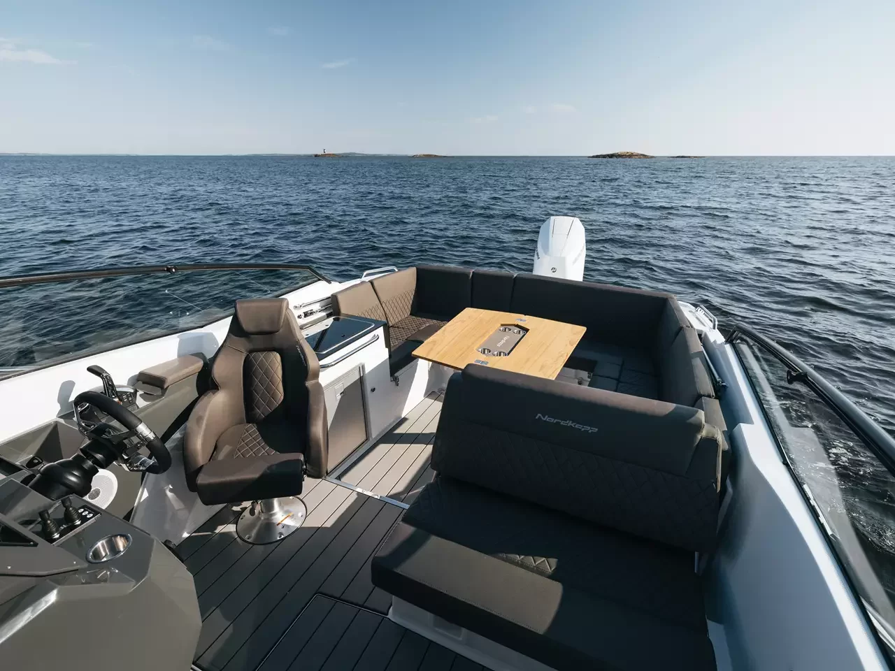 Noblesse 830 (Odysseus)  - 2