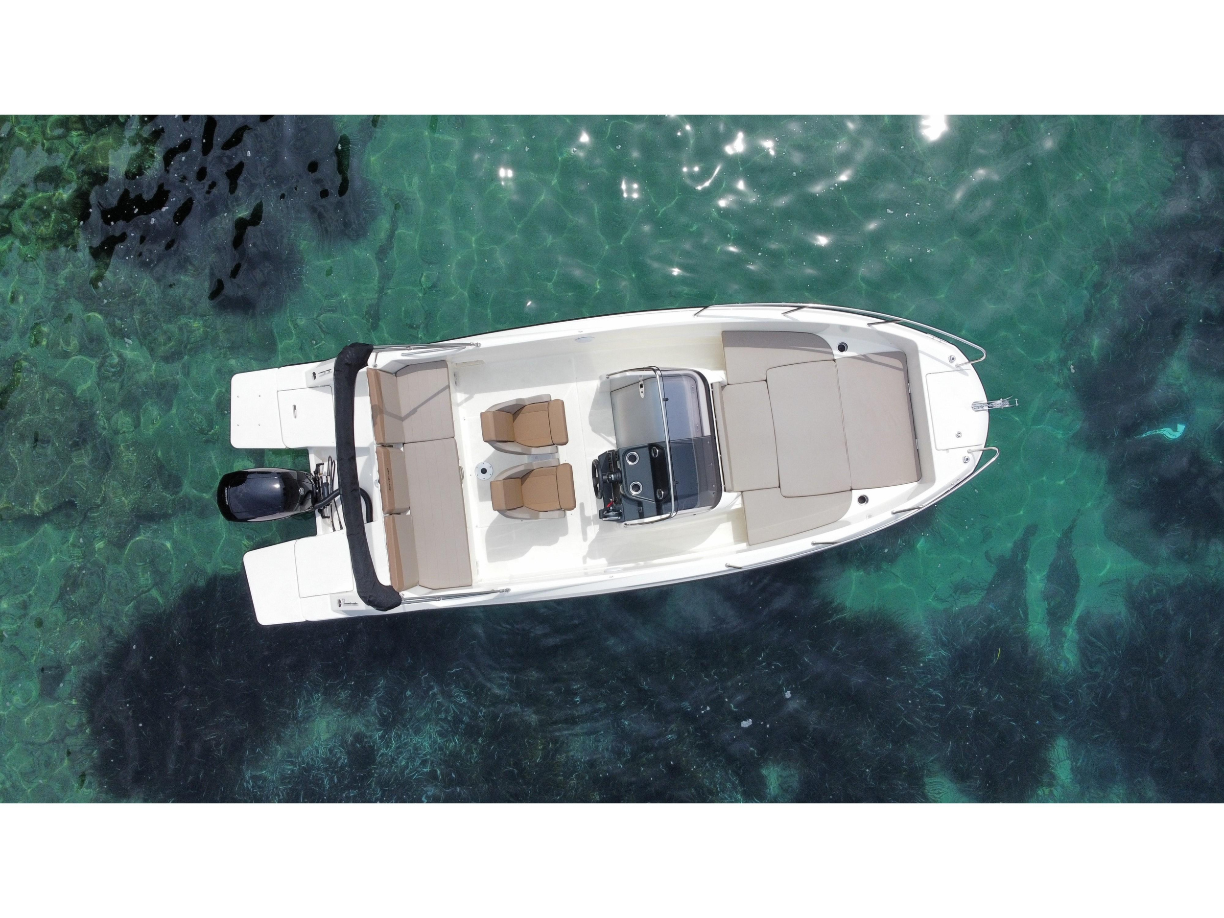 Quicksilver Activ 675 Open — photo 2