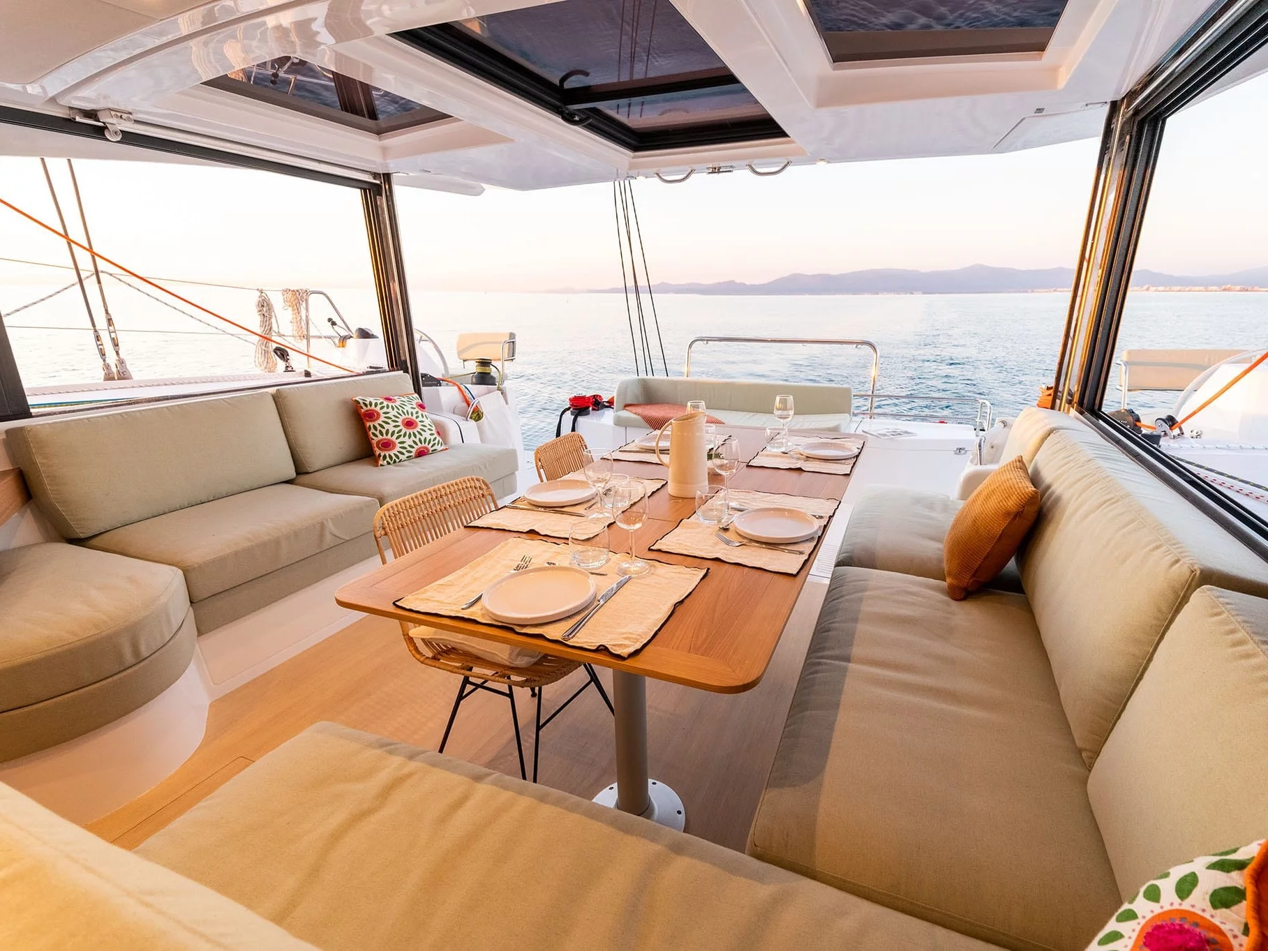Bali Catsmart (Mareluna (Pax 10)) Interior image - 2