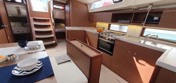 Photo #21 - Oceanis 46.1 - 5 cab (DOMMIE) in Split - 20382