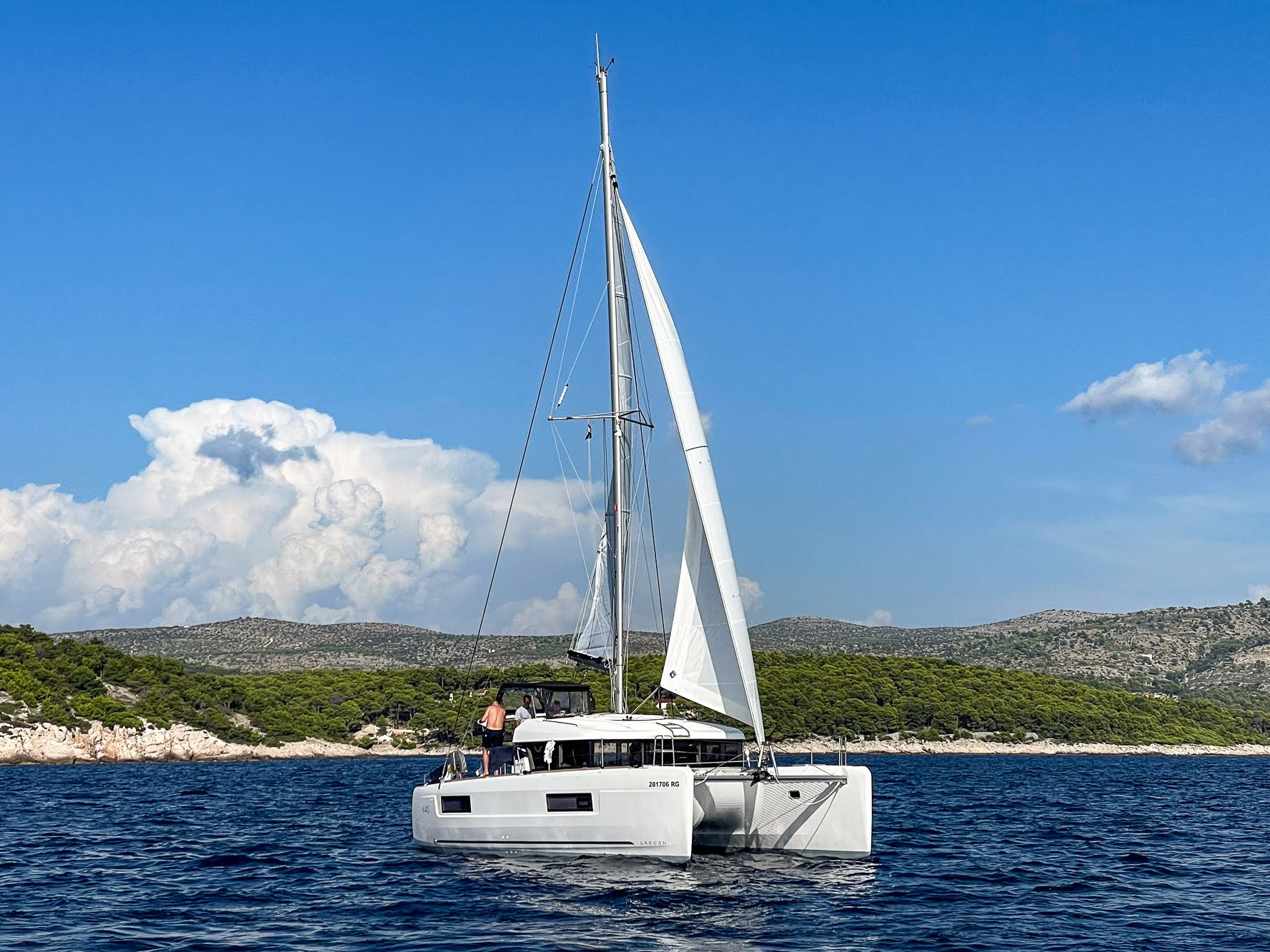 Photo #1 - Lagoon 40 (Beluga) in Primosten - 21827