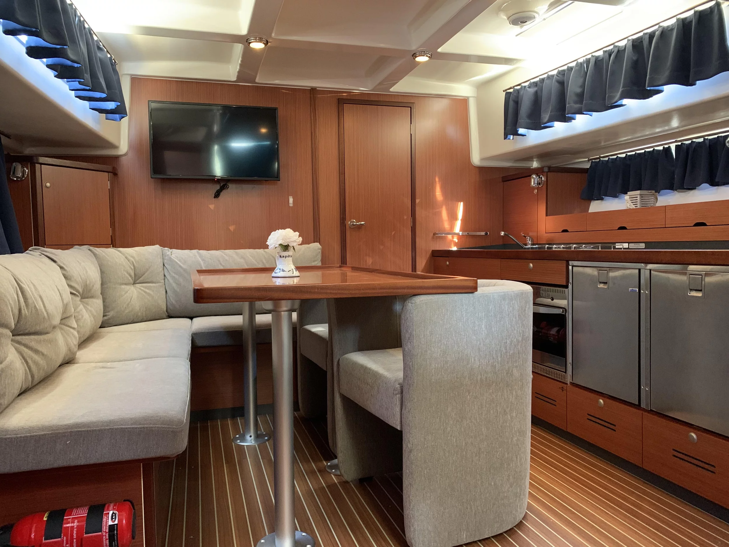 Delphia Escape 1350 (Vamia) salon_4 - 8