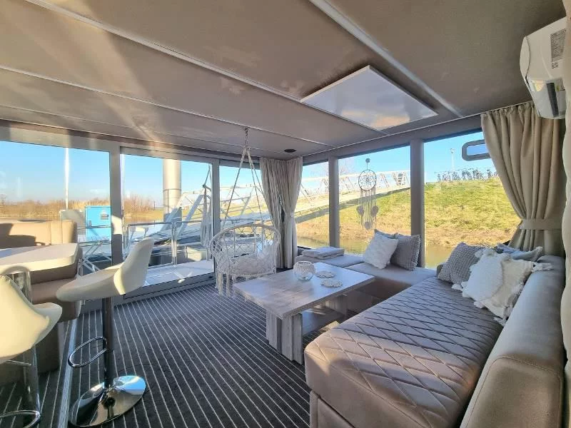 Houseboat (Luxboot) (Laflora) Interior image - 2