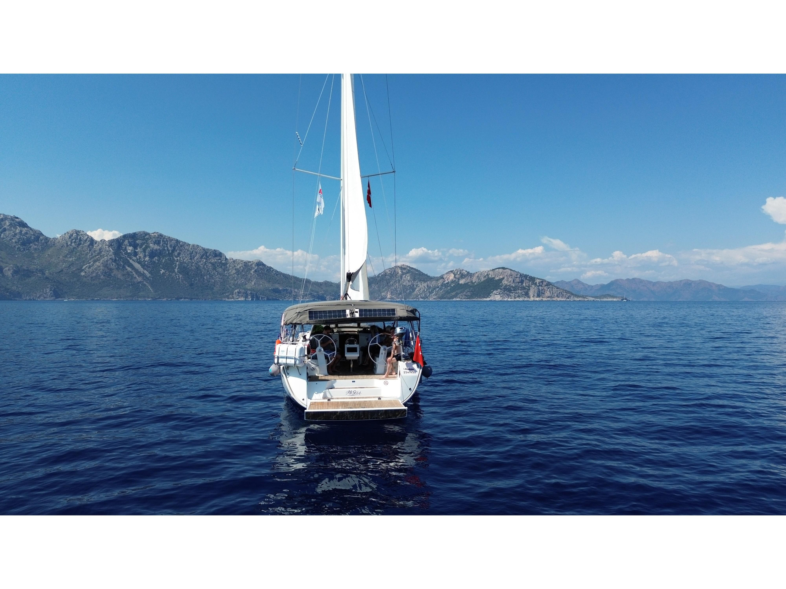 Bavaria 46 Cruiser — photo 13