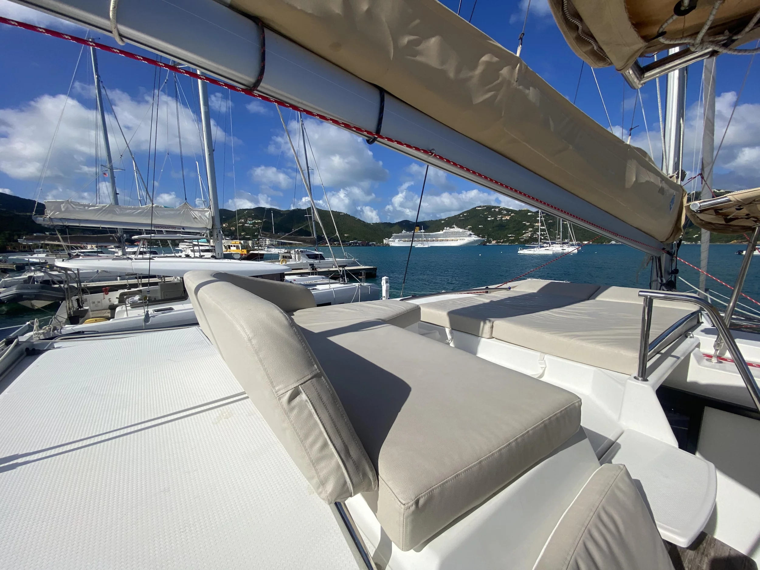 Fountaine Pajot Helia 44 Evolution (Peacemaker)  - 16
