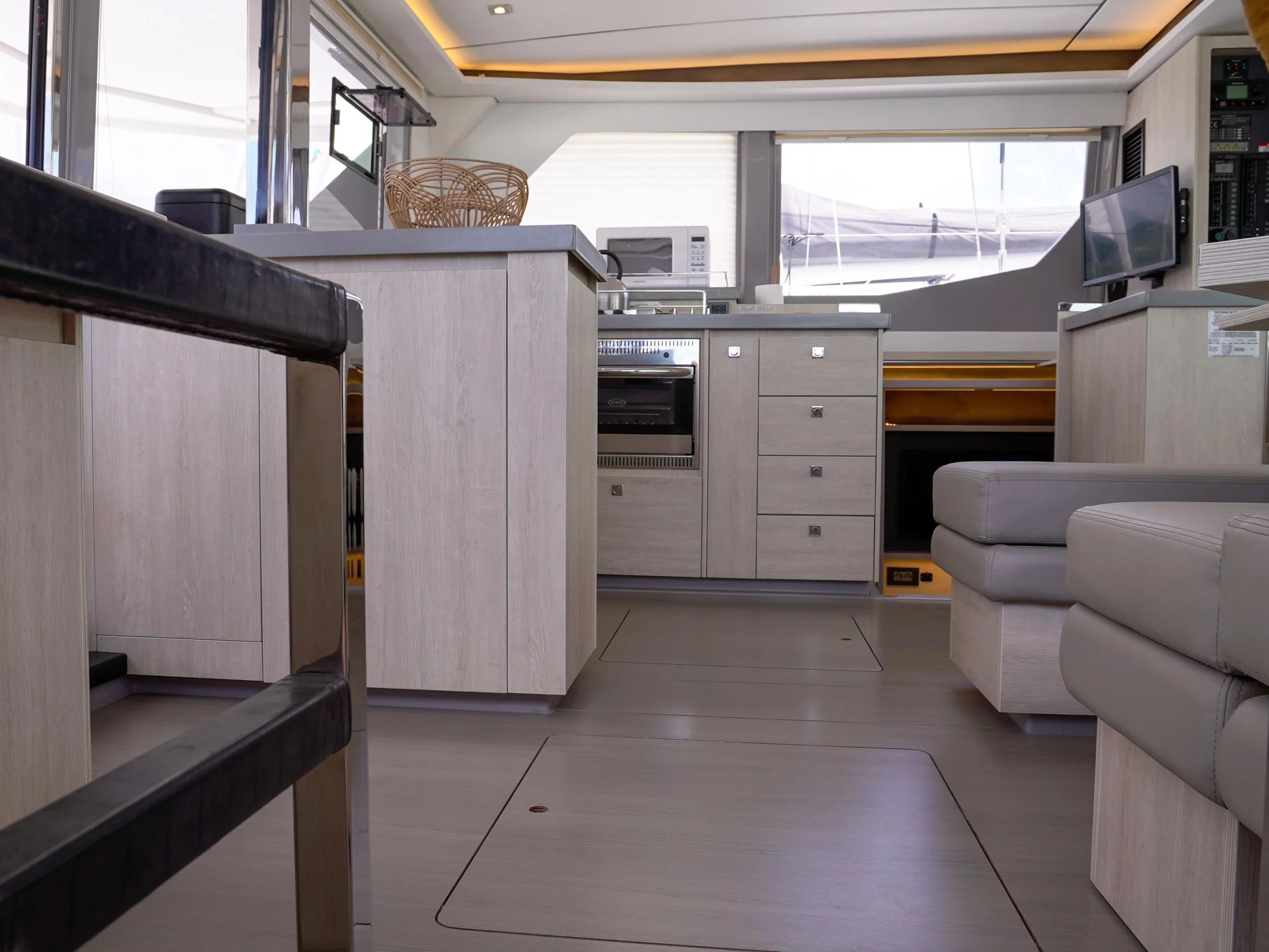 Leopard 45 (Manaphy) Interior image - 12