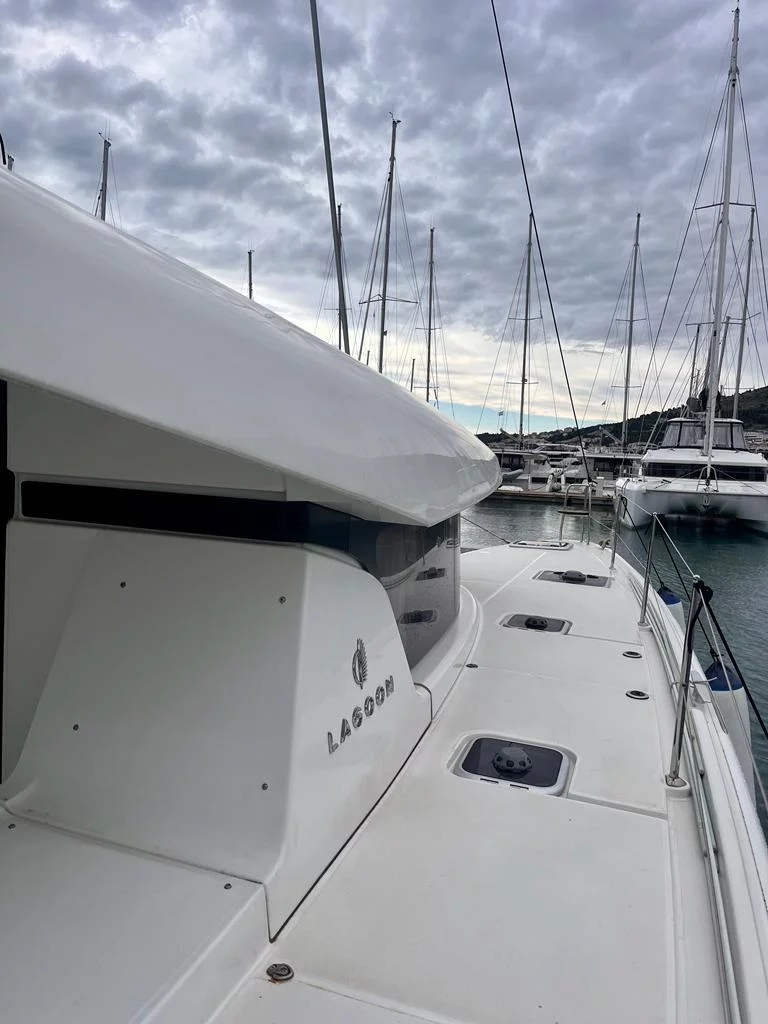 Lagoon 42 (Vesper)  - 64