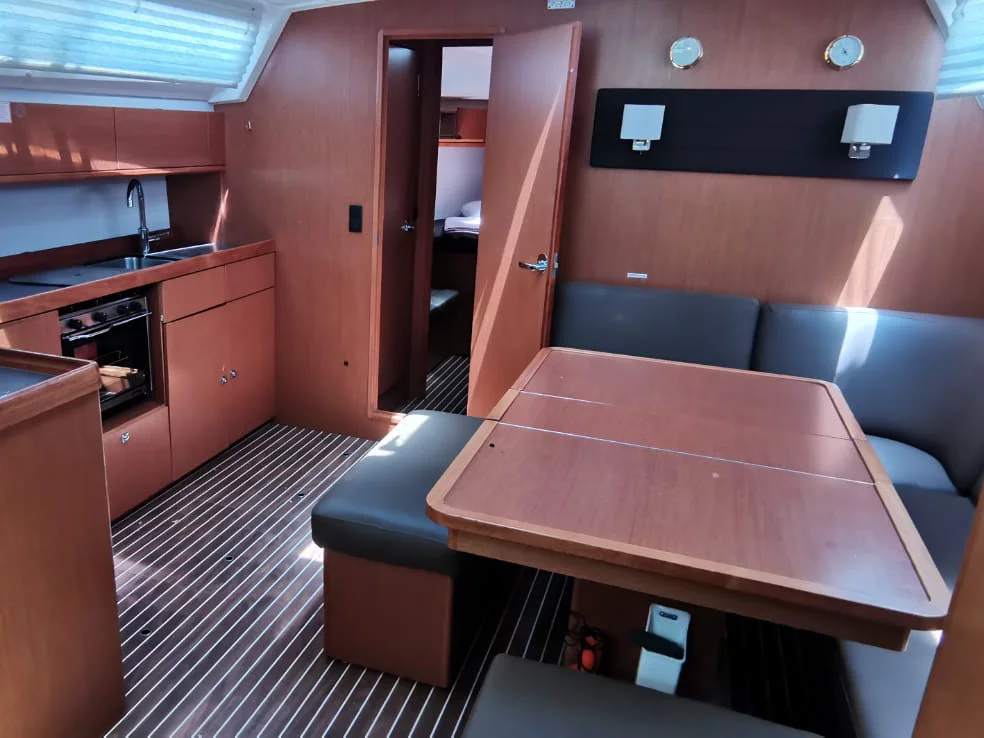 Bavaria Cruiser 46 (Volante) Interior image - 4