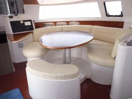 Belize 43 (Artemis K) Interior image - 6