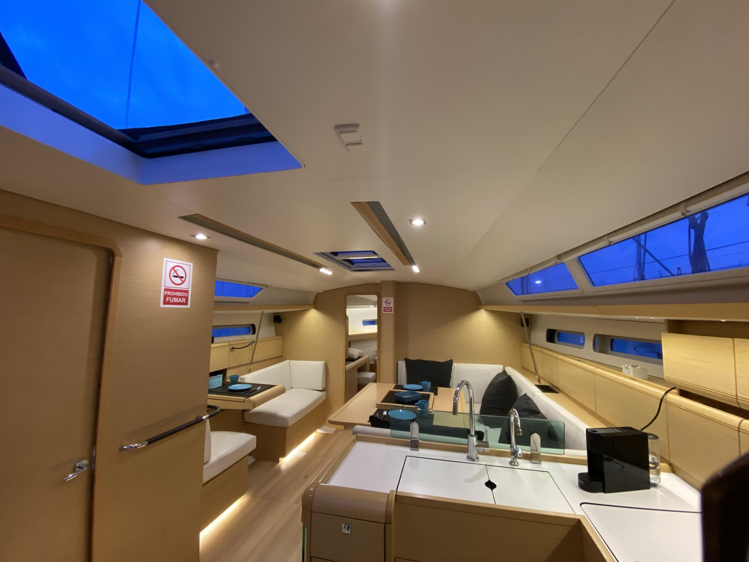 Photo #11 - Sun Odyssey 449 (Anuka) in Valencia - 21893