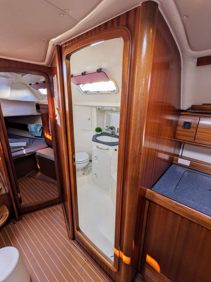 Photo #54 - Bavaria 38 Cruiser (Popocha) in Valencia - 21894