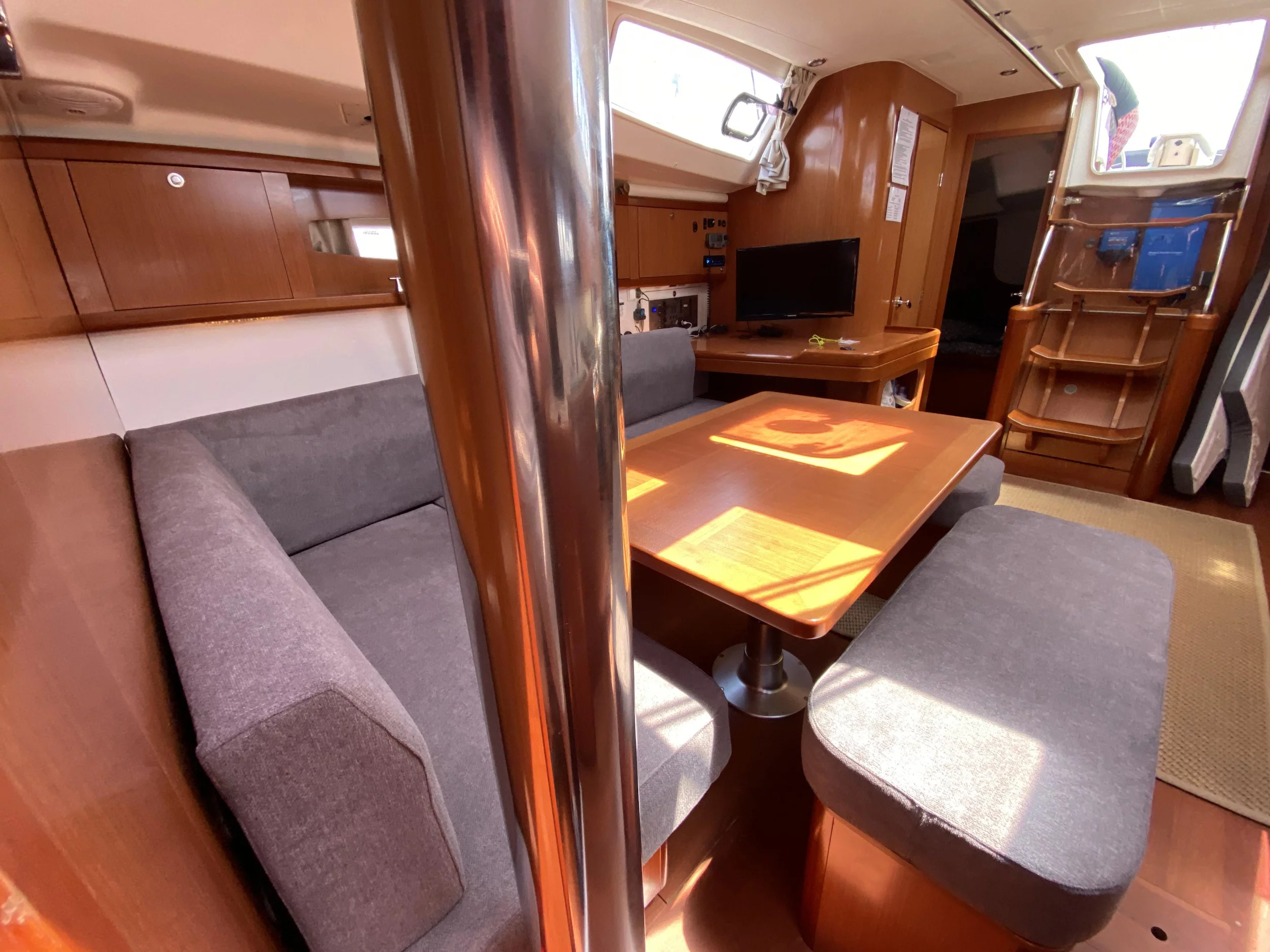 Oceanis 46 (Oqre)  - 18