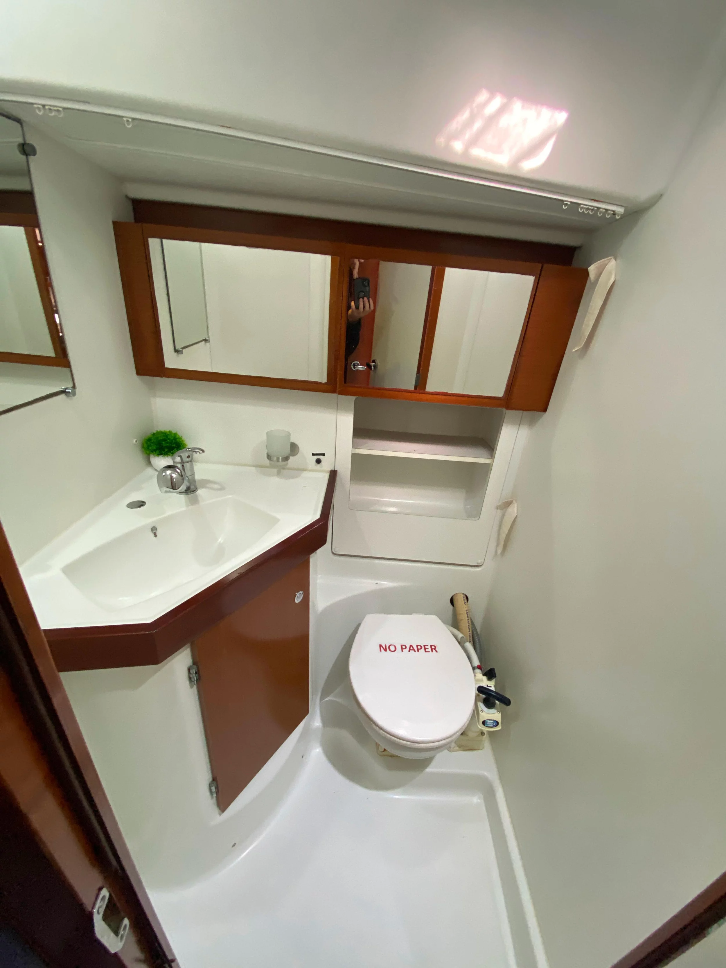 Oceanis 50 Family (Valhalla)  - 46