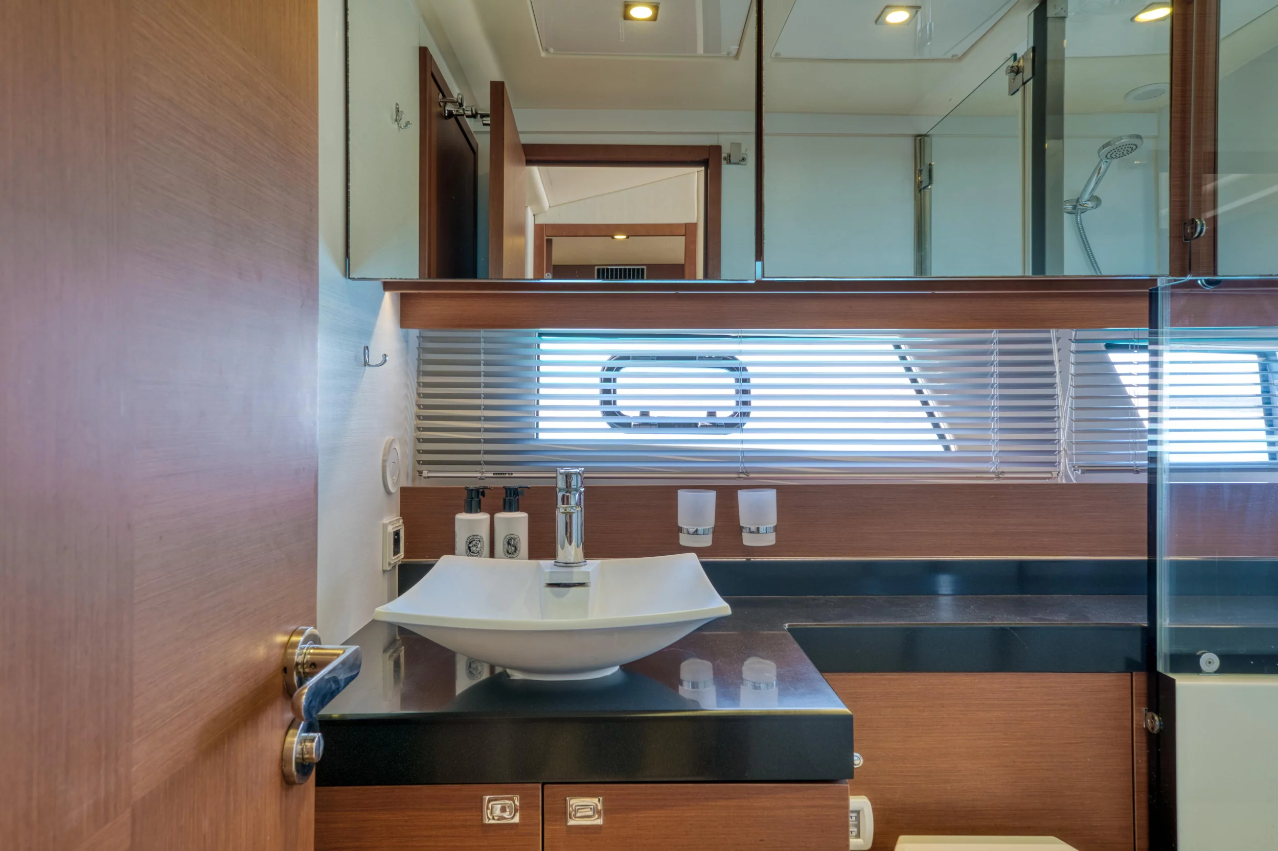 Prestige 550 Fly (Maya)  - 11