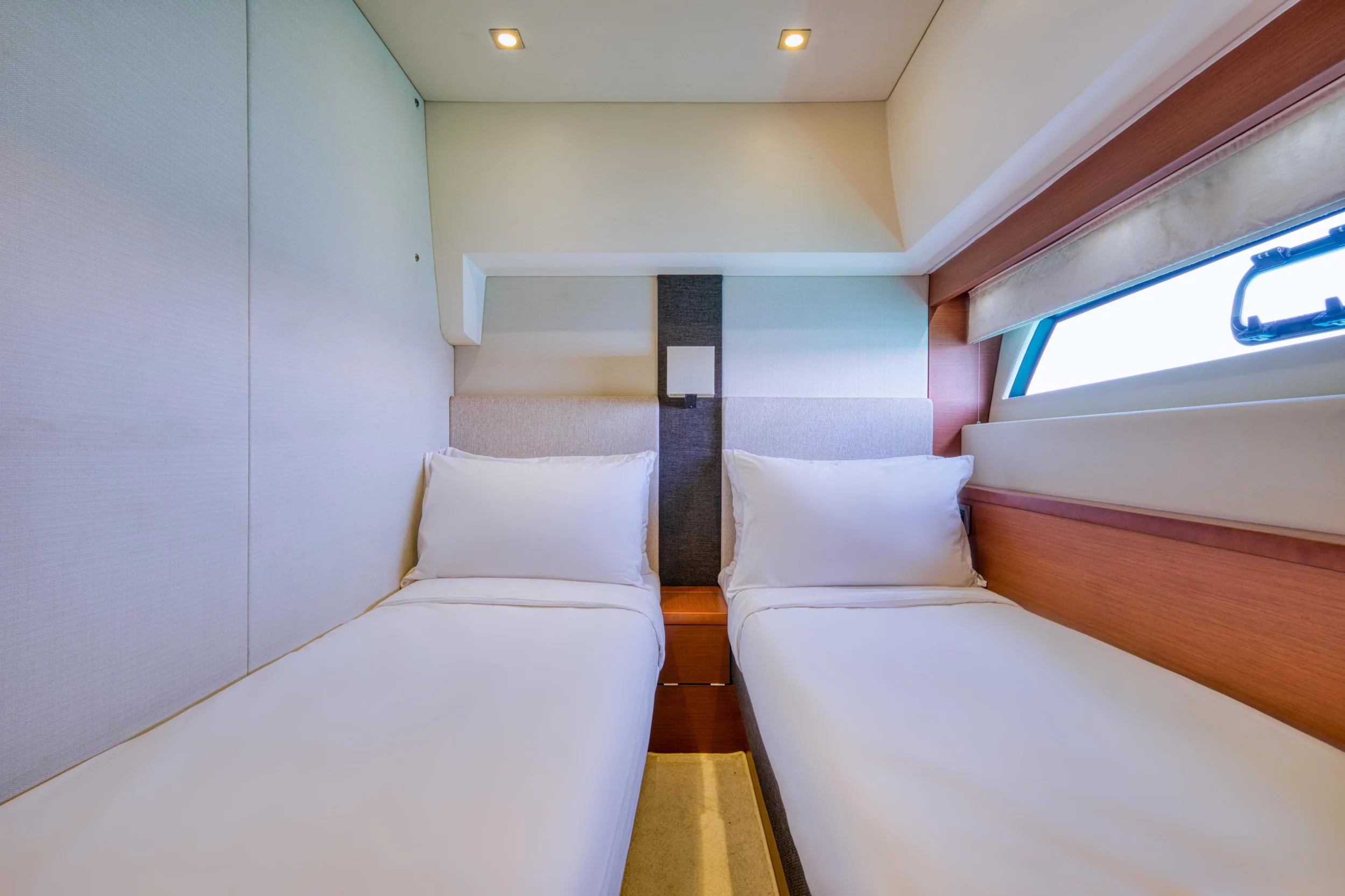 Prestige 550 Fly (Maya)  - 7