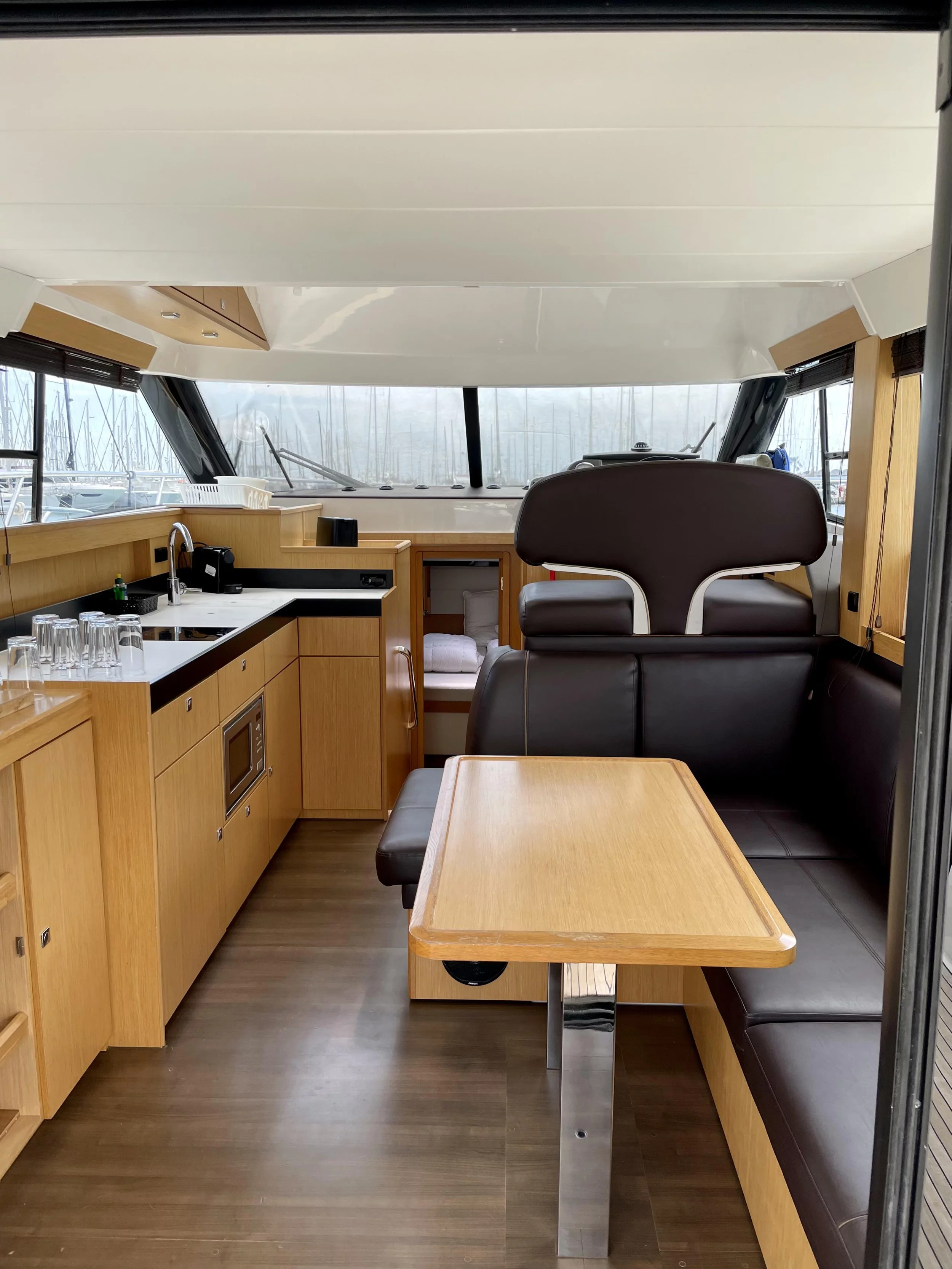 Bavaria Virtess 420 Fly (Mia Sophie)  - 31