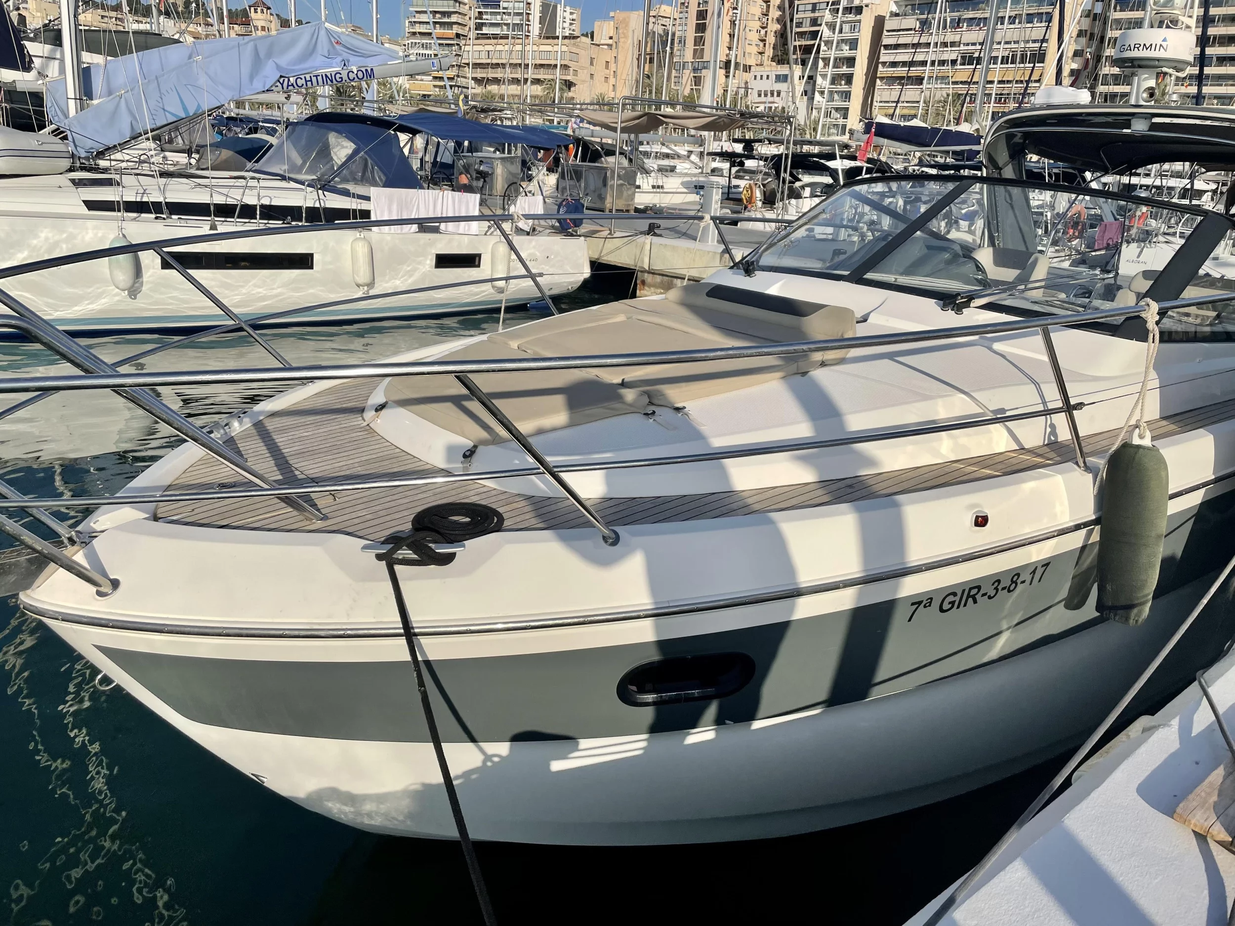 Bavaria Sport 330 Open (Sunrise I)  - 5