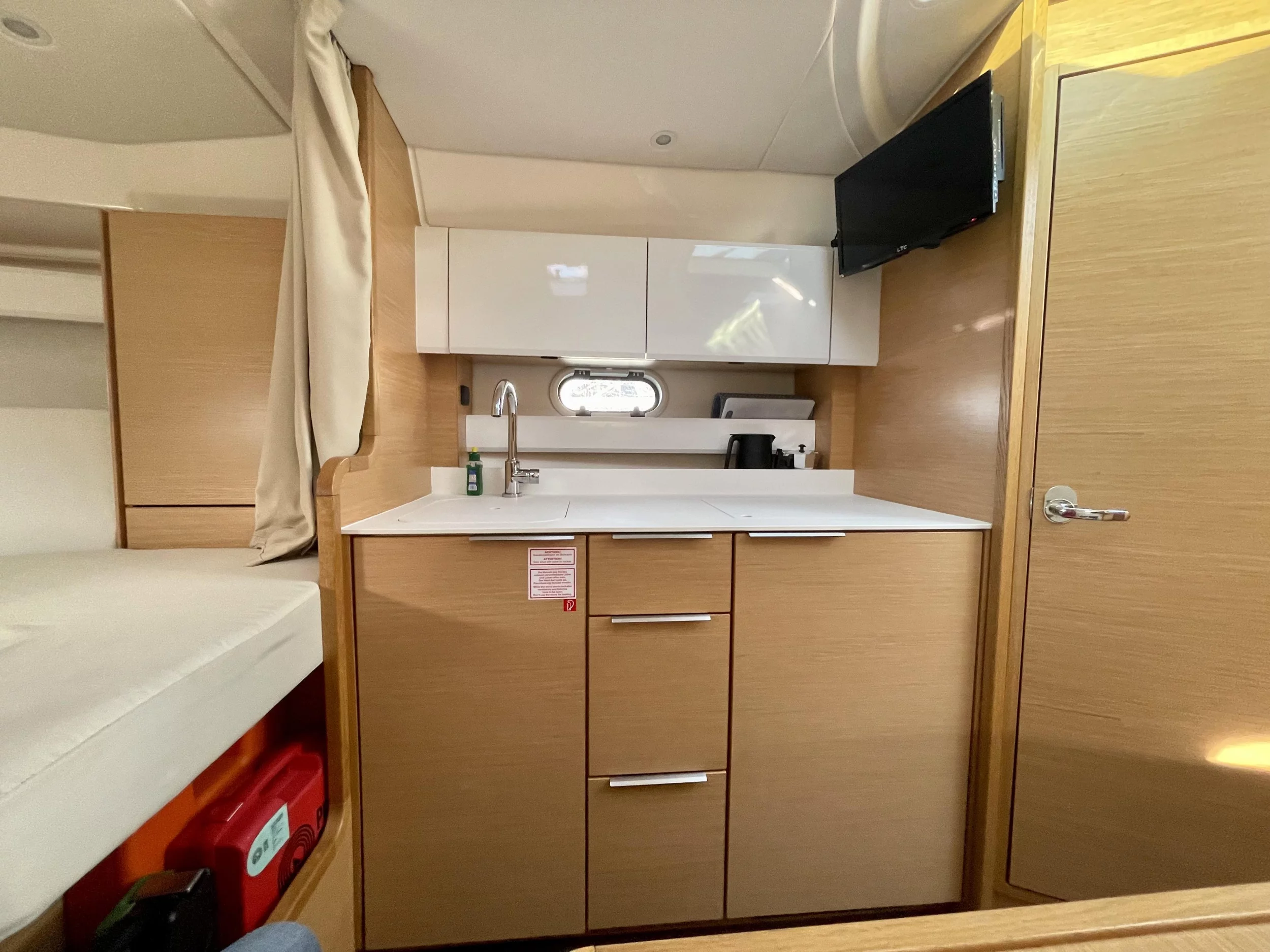 Bavaria Sport 330 Open (Sunrise I)  - 9