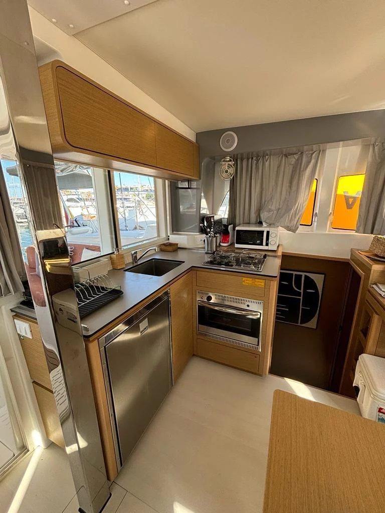 EXCESS 12 (3 CABINS- OWNER VERSION) (Bibiche)  - 152