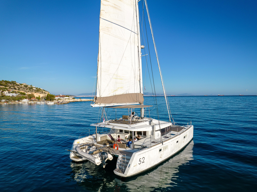 Photo #1 - Lagoon 52 (White Pearl) in Atene - 21918