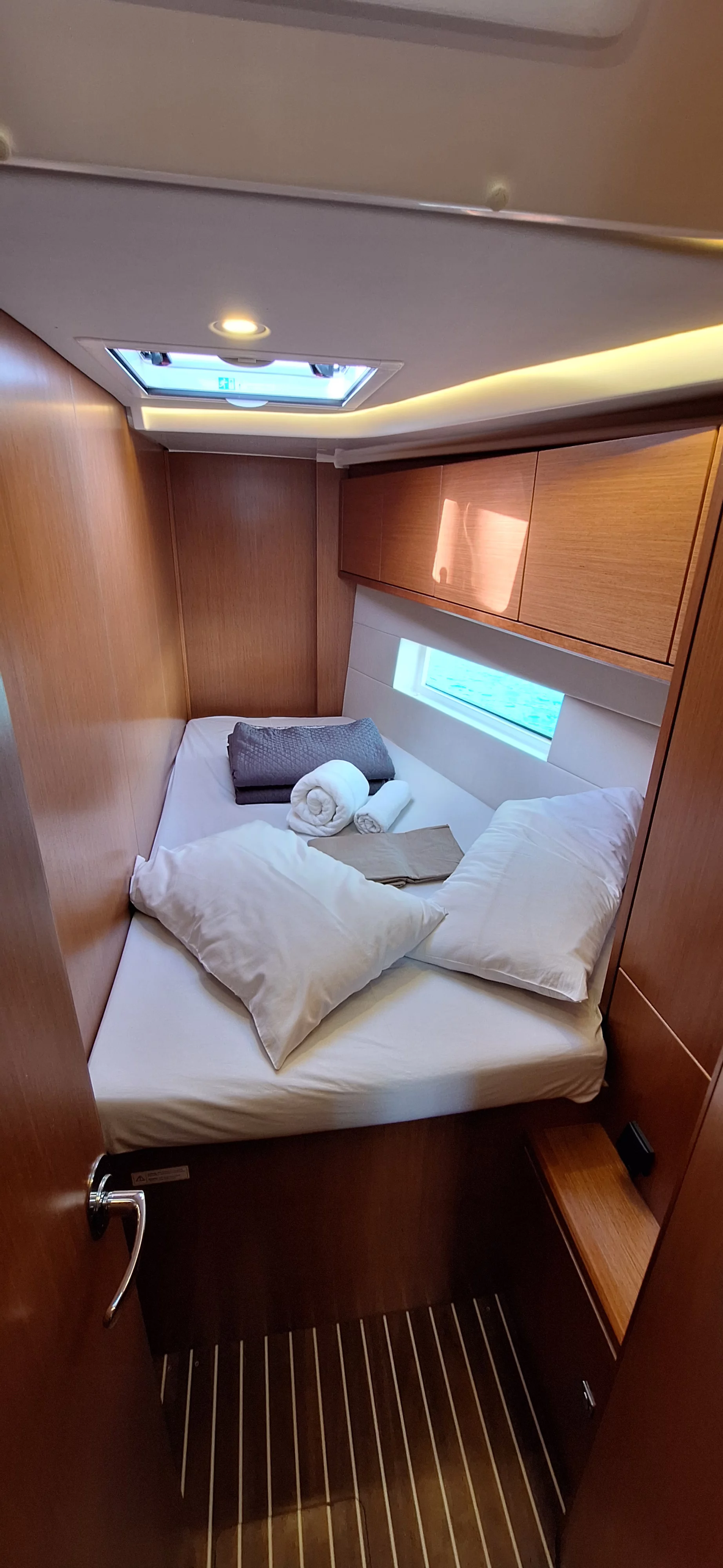 Bavaria C45 (LADY FLORA 1)  - 8