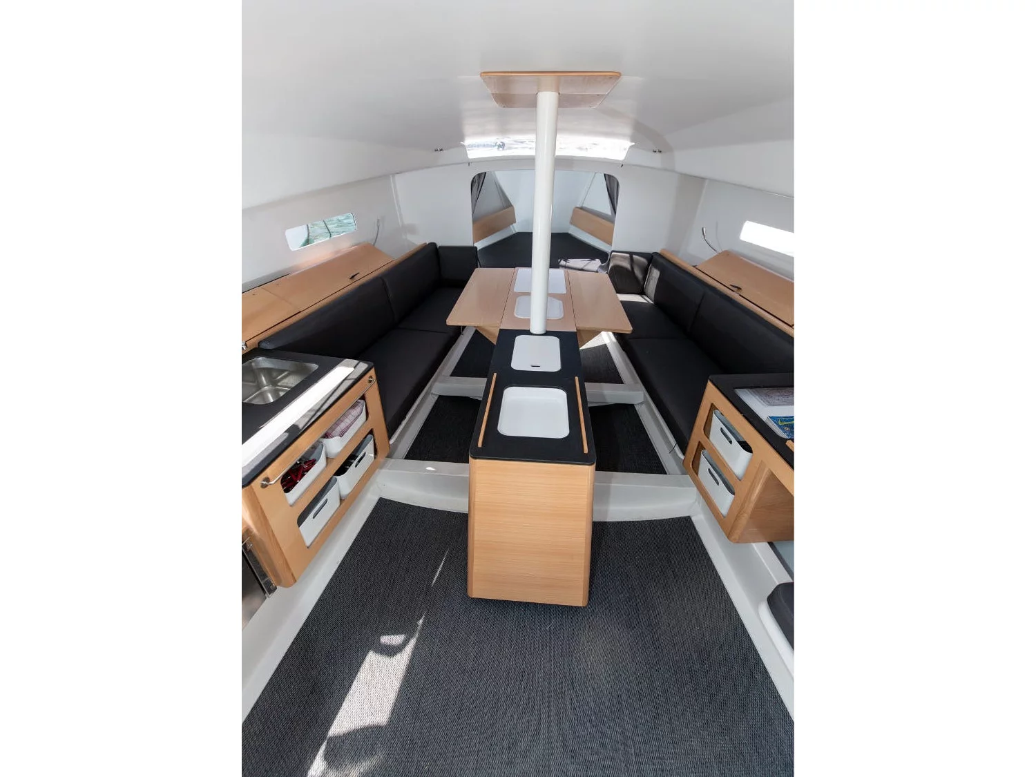 Pogo 30 EVO (Romazohec) Interior image - 2