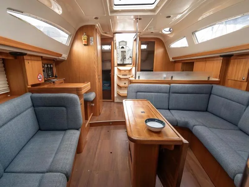 Elan 384 (Ageras) Interior image - 2