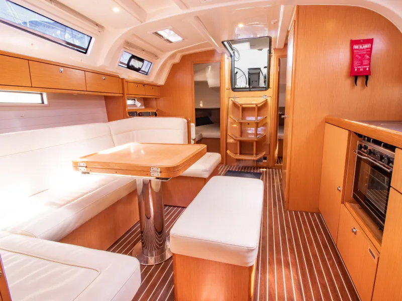 Photo #2 - Bavaria 41 (Thunderbird 1) en Kiato - 13399
