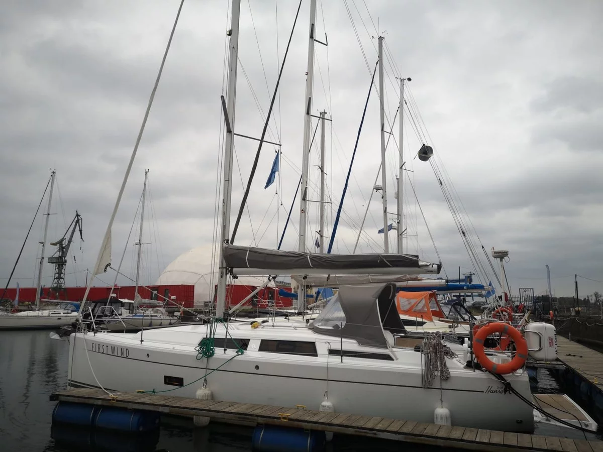 Hanse 348 (First Wind)  - 3