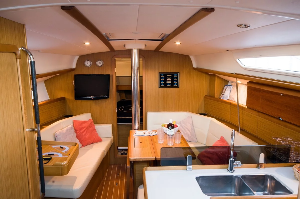 Sun Odyssey 39i (Juna)  - 7