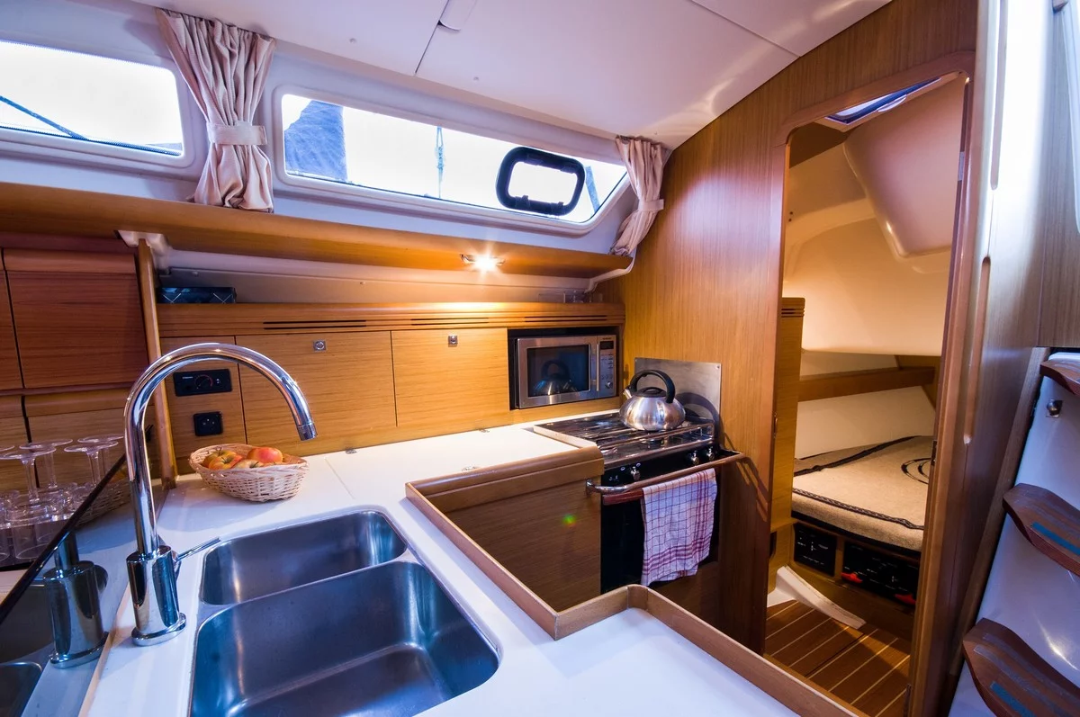 Sun Odyssey 39i (Juna)  - 8