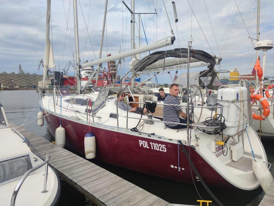 Main image - 0